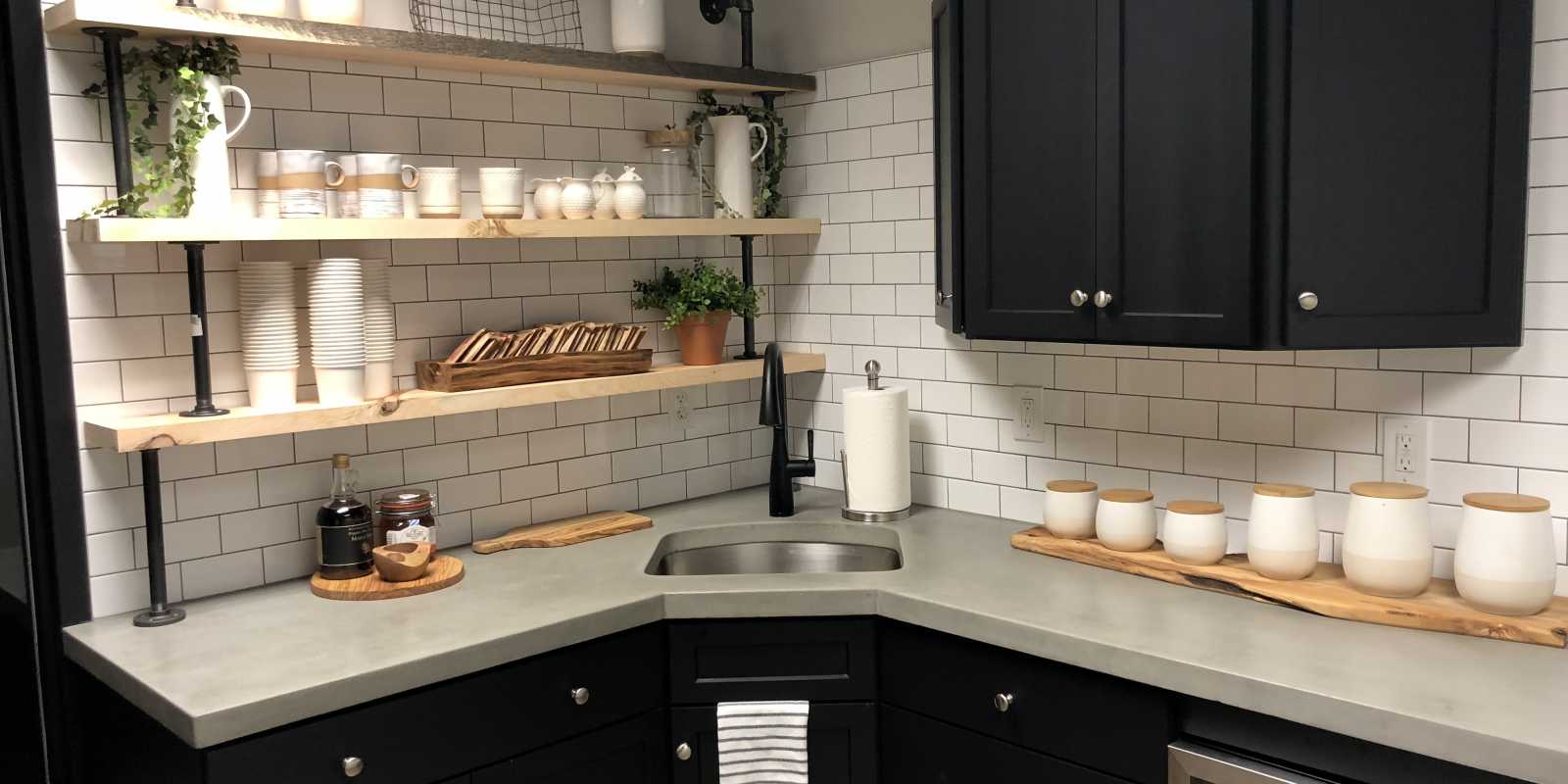 Supporting photo - Countertop 660